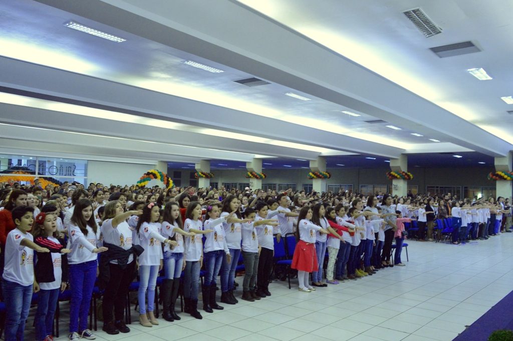 Cerca de 590 alunos fizeram o juramento do PROERD na última quarta-feira (Crédito - Batalhão de Polícia Militar)